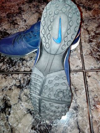 Bambas ronaldinho. de segunda mano por 1 EUR en Badalona en WALLAPOP