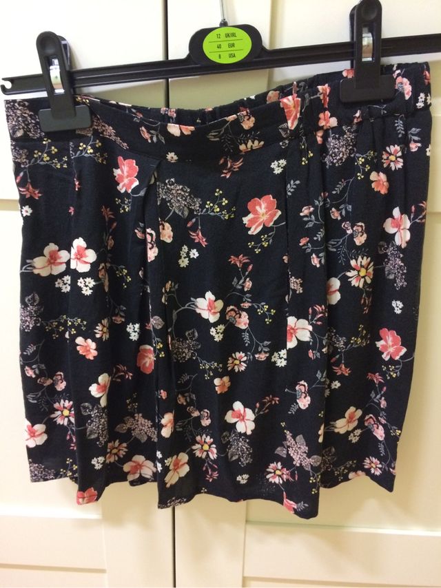 Falda pantalon Stradivarius