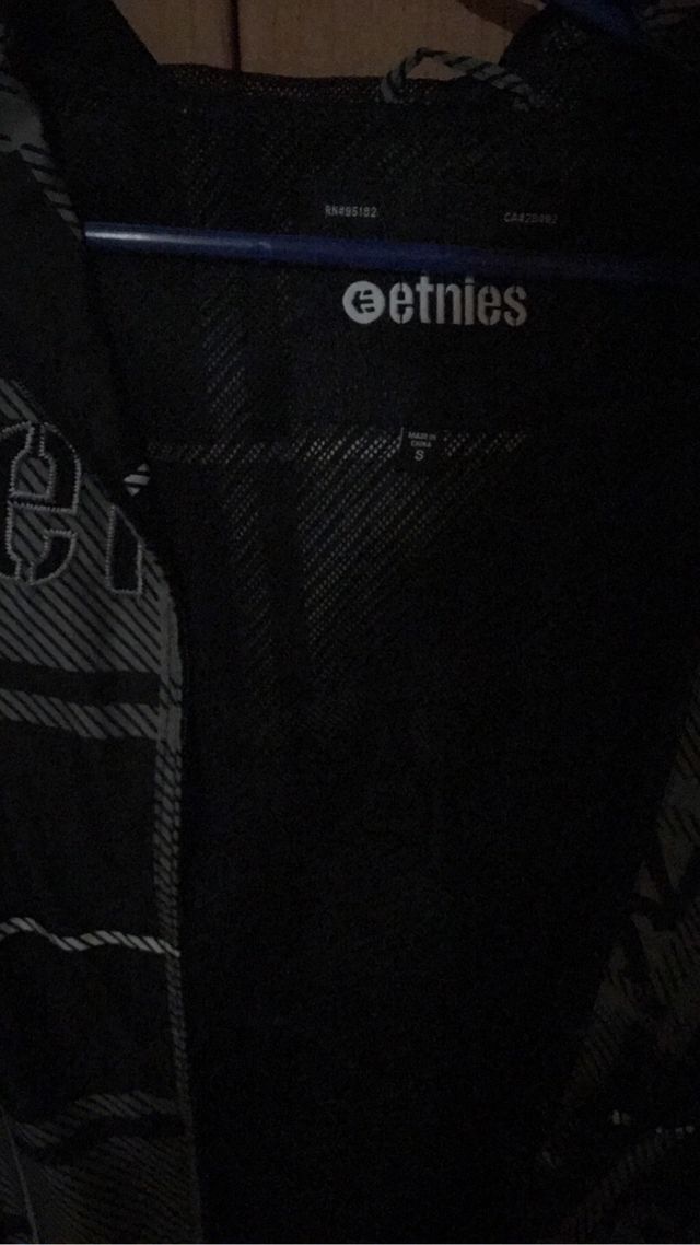 Chaqueta Etnies
