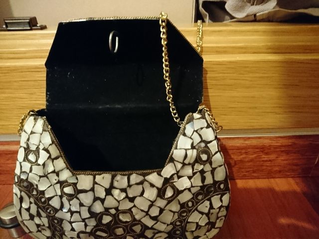 bolso tipo clutch