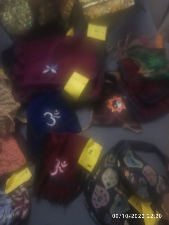 bolsitos y riñoneras