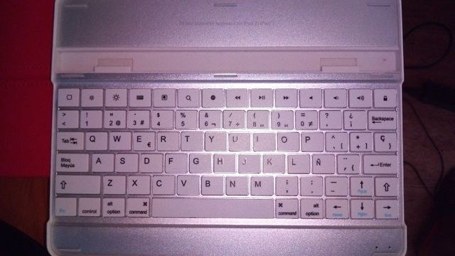 Teclado bluetooth iPad 2 y 3