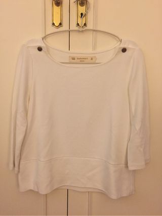 Jersey mujer zara de segunda mano por 15 € en Madrid en WALLAPOP Blusa con escote barco blanca Zara de segunda mano por 15