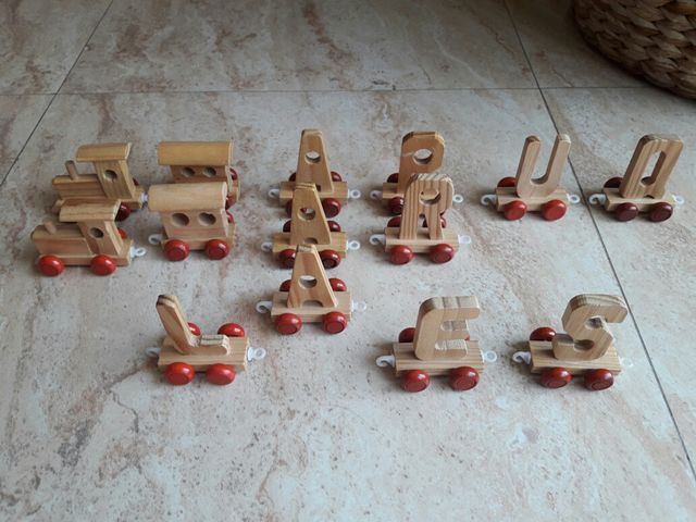 Tren/letras de madera para nombres