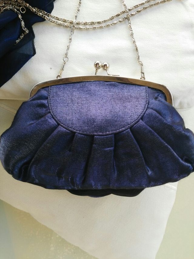 Bolso azul y negro de fiesta