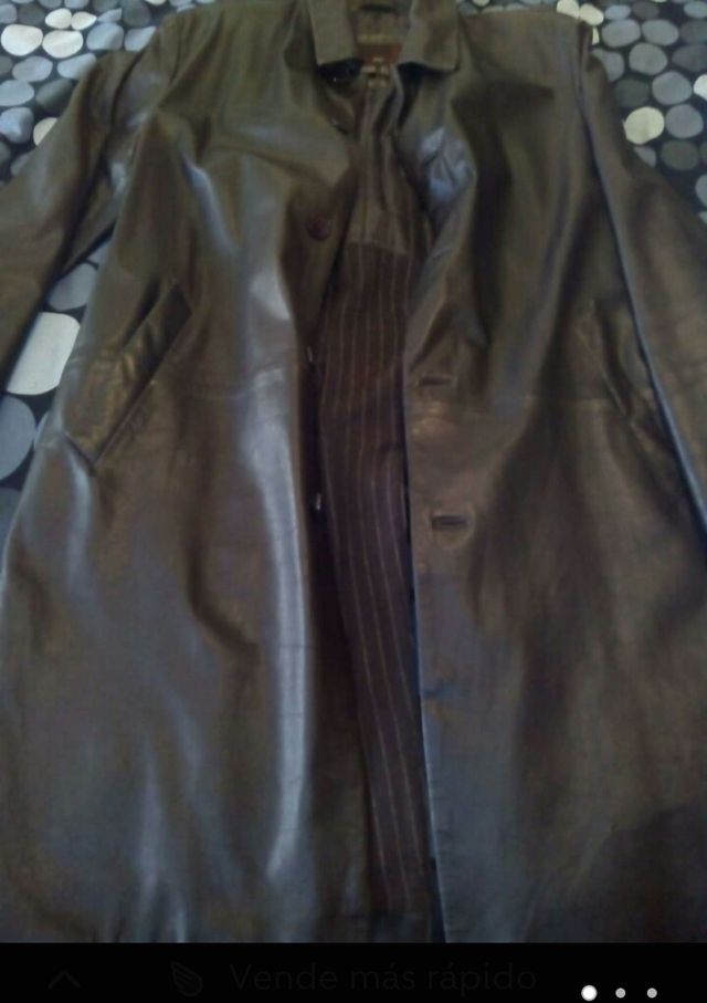 chaqueta de napa marrón de zara. talla L