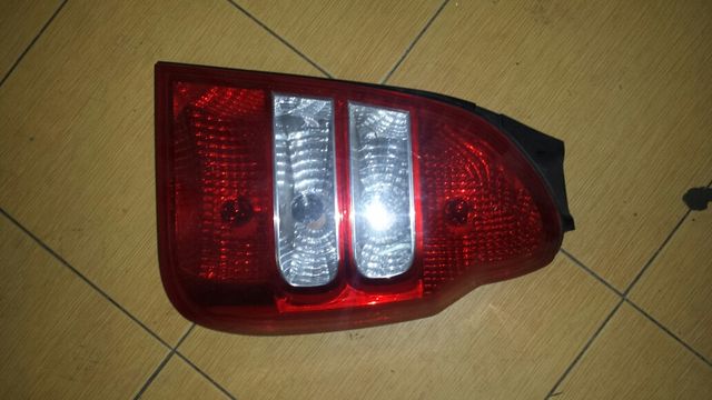 foco traseo hyundai terracan