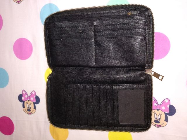 Monedero negro Stradivarius