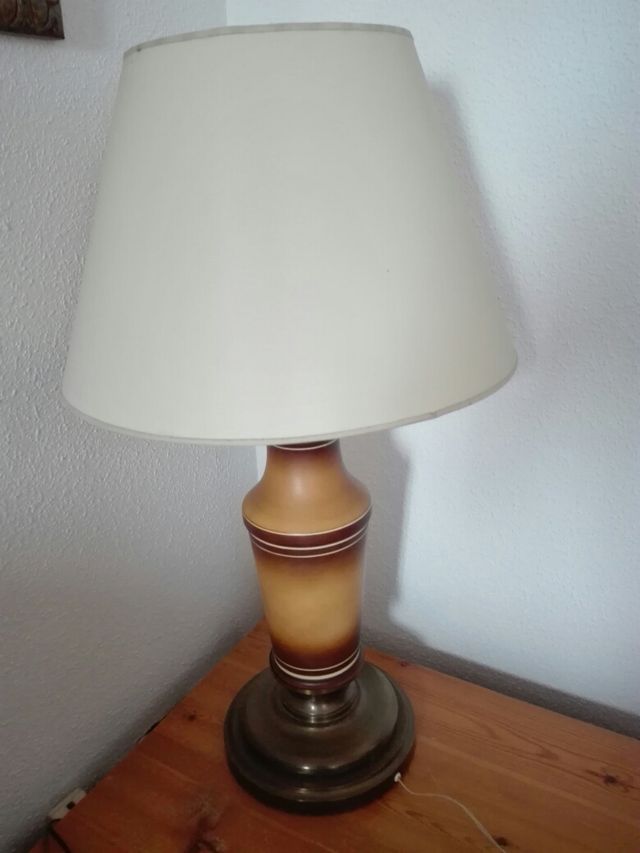 Lámpara de sobremesa