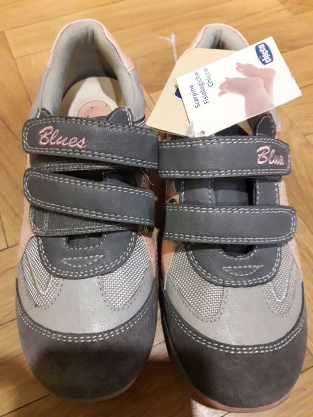 zapatillas chicco SIN ESTRENAR