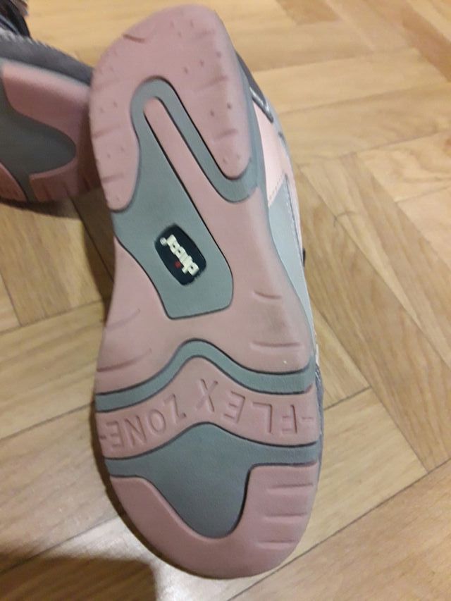 zapatillas chicco SIN ESTRENAR