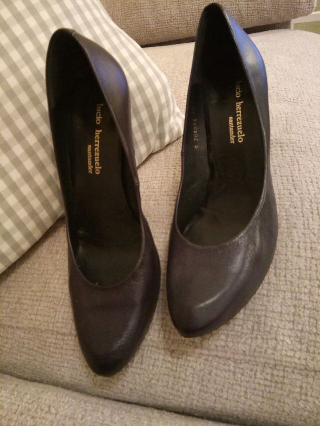 Zapatos de piel azul marino