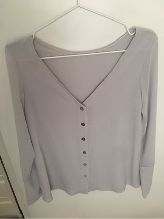 Camisa Biombo 13 de segunda mano por 30 € en Madrid en WALLAPOP Blusa Biombo 13 de segunda mano en WALLAPOP