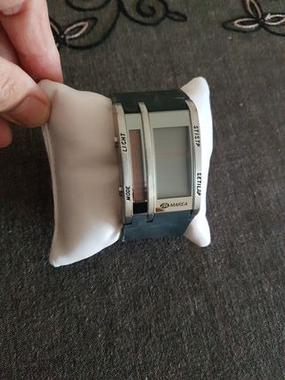 Reloj digital Marea de segunda mano por 25 € en Abrera en Reloj digital Marea de segunda mano por 25 € en Abrera en