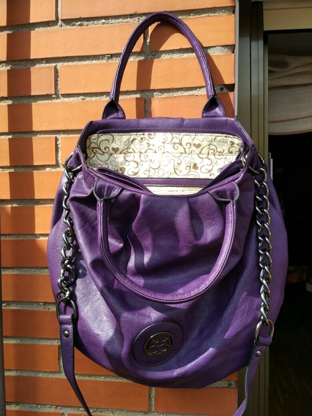 bolso polipiel lila .
