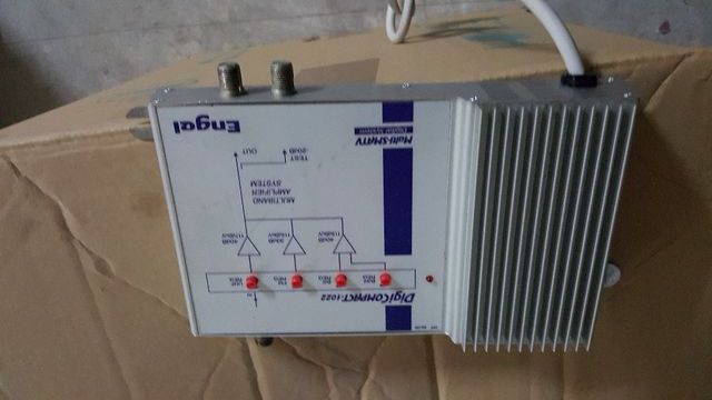 ENGEL AM-1021 Amplificador Multibanda.