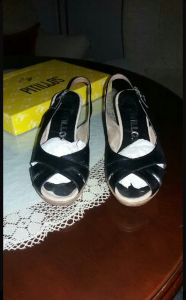 Zapatos de mujer PITILLOS numero 36.