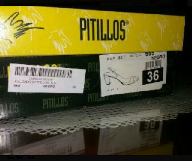 Zapatos de mujer PITILLOS numero 36.