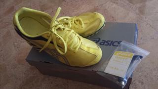 Bambas ASICS tacos 70 euros de segunda mano por 25 EUR en Mataró en WALLAPOP