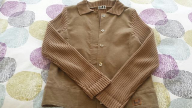 Chaqueta color Camel, Adolfo Domínguez. Chica.