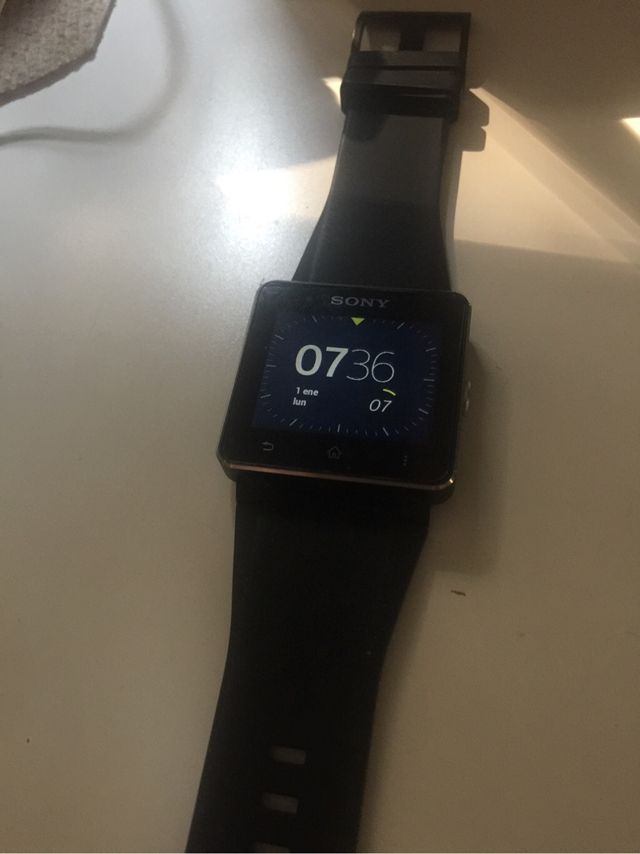 Sony Smartwatch 2 Sw2 De Segunda Mano Por 40 En Dona Violeta En Wallapop