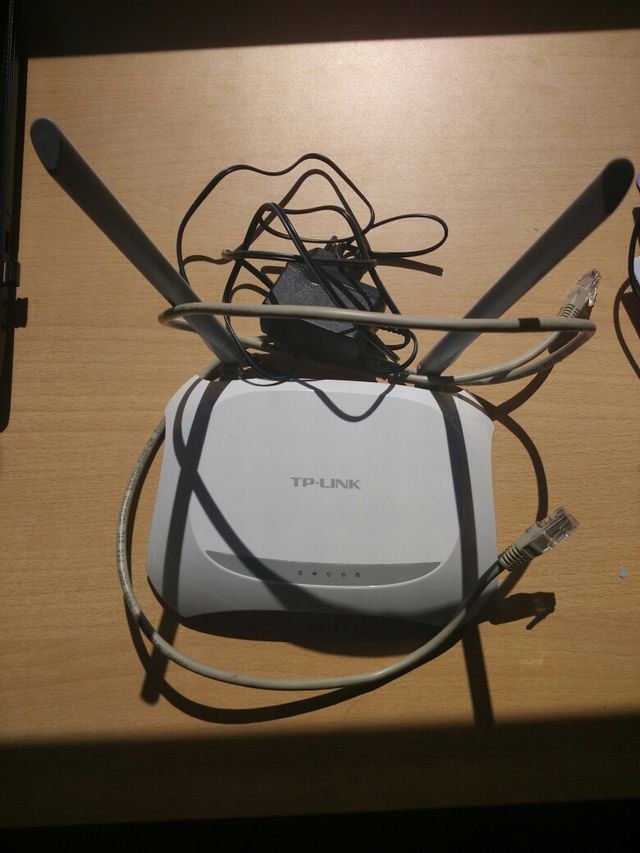 Router TP-Link 300mbps