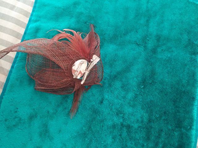 tocado marron nuevo. para bodas y fiestaS