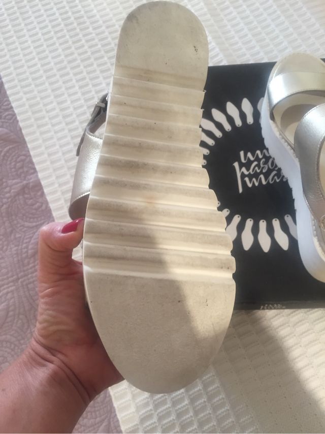 Sandalias un paso mas