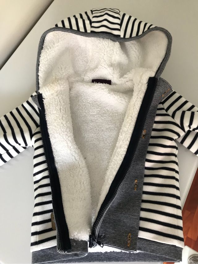 Cazadora, talla 18 meses