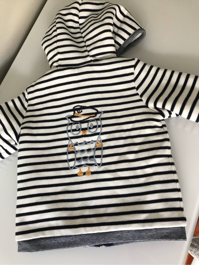 Cazadora, talla 18 meses