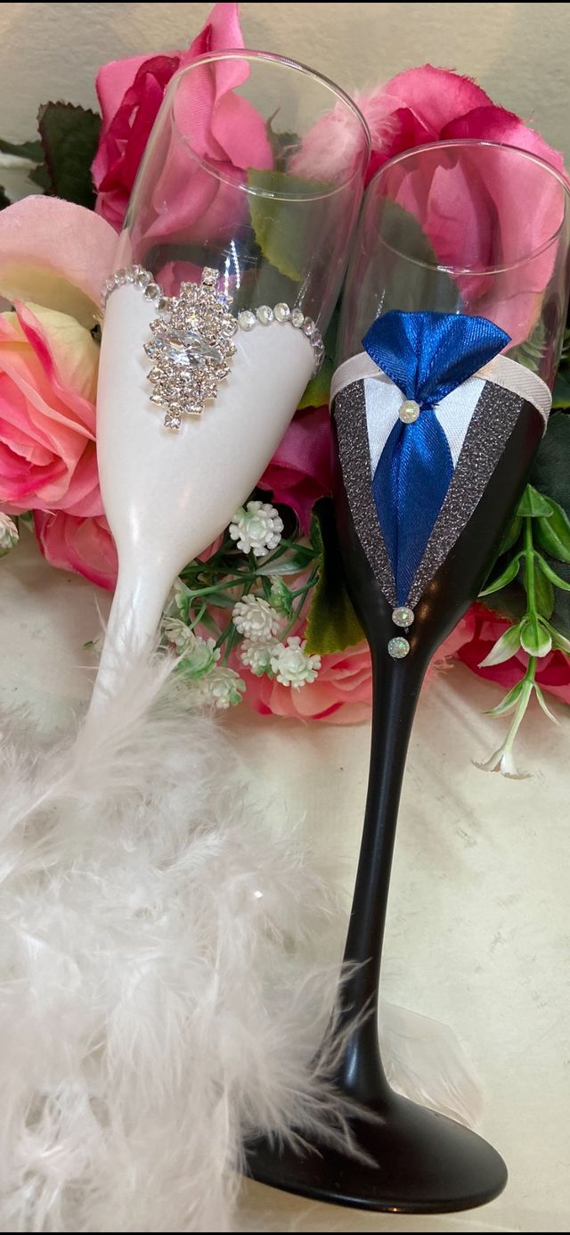 Copas de brindis ,novias ,copas decoradas