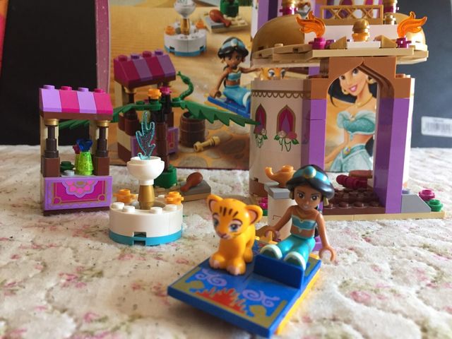 Lego El exotico palacio de princesa Jazmin Disney