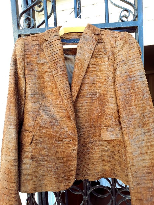 traje de chaqueta de zara de piel