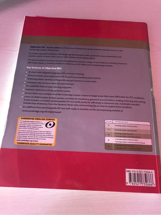 Libro ingles cambridge b1 PET