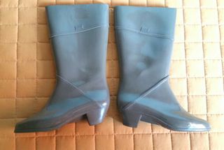 Botas de agua Katiuskas T.36 de segunda mano por 20 EUR en Madrid en  WALLAPOP