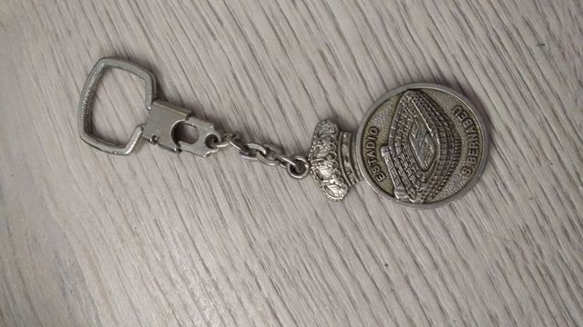 llavero real Madrid antiguo