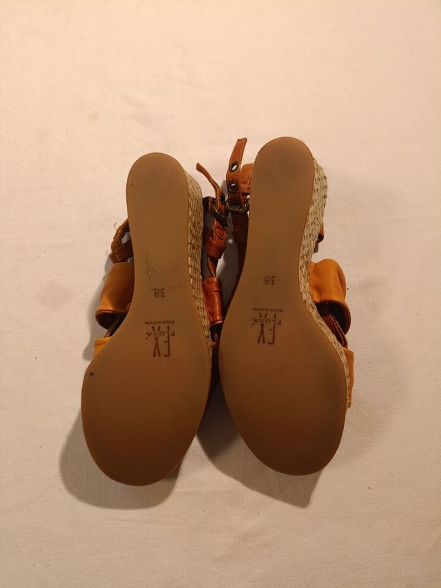 sandalias fluxa N 38 piel a estrenar