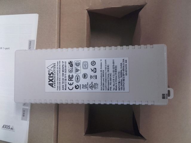 Alimentatore POE AXIS T8120 15W