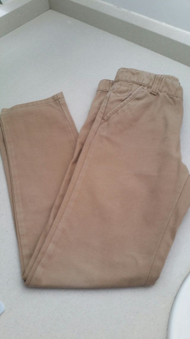 Pantalon niño. Talla 6-7. Sin estrenar