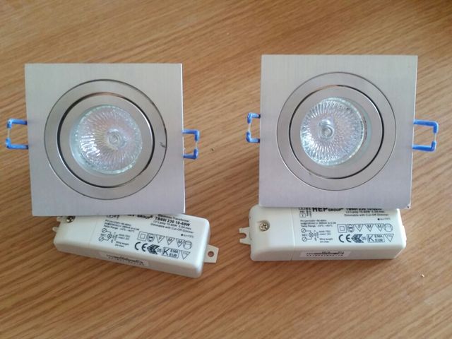 2x Focos halogenos de 12v -220v de aluminio