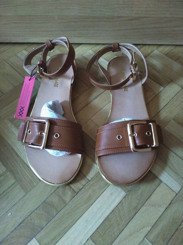 SANDALIAS PIEL CAMEL 38 NUEVAS!!!!