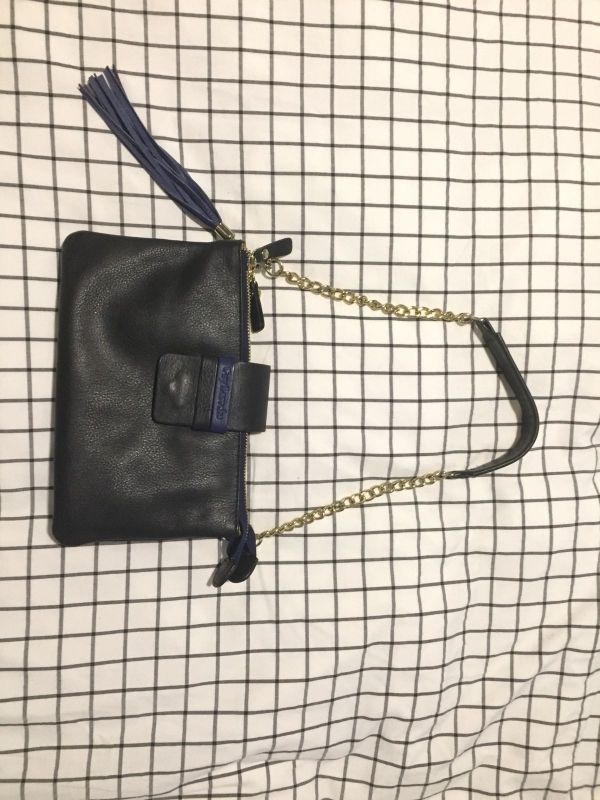 bolso de piel de Guy Laroche nuevo