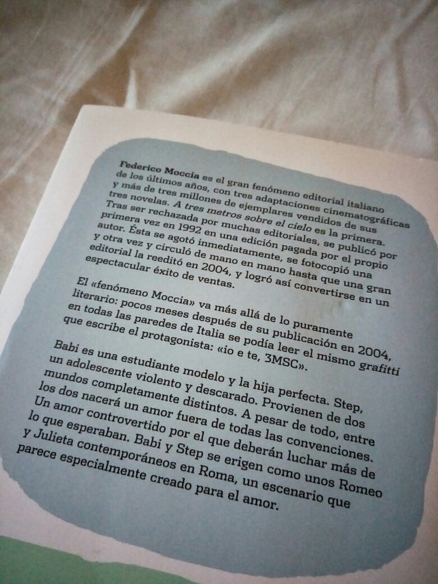 Libro 'A tres metros sobre el cielo'