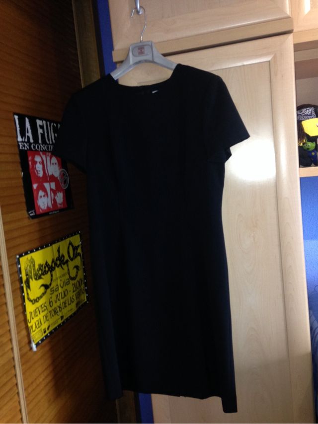 Vestido negro coctel de firma