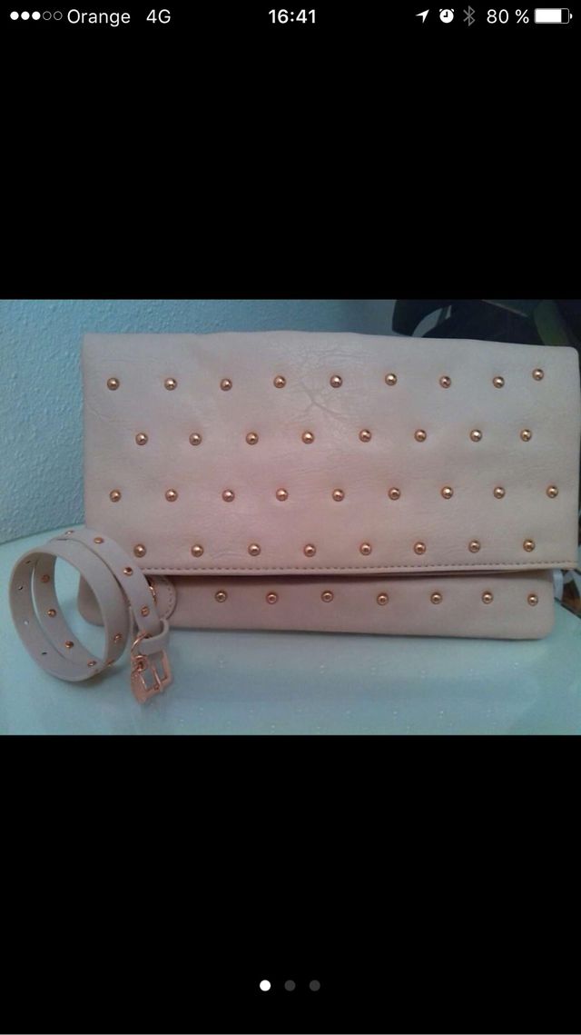 Cartera y pulsera a juego