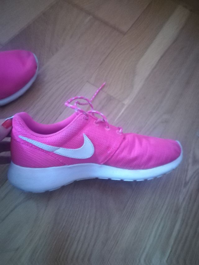 tenis nike roshe run de segunda mano por 15 EUR en Santiago de