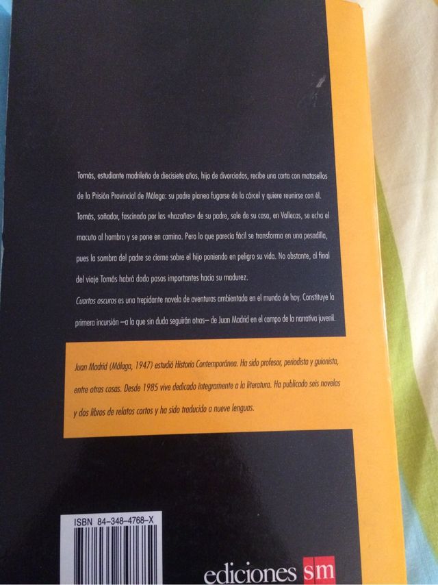 Libro cuartos oscuros de segunda mano por 3 € en Rivas-Vaciamadrid ... Libro cuartos oscuros de segunda mano por 3 € en Rivas-Vaciamadrid ...