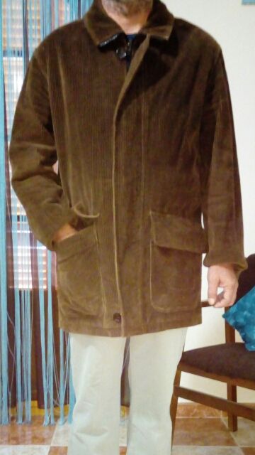 Chaqueta tres cuartos para hombre de segunda mano por 45 € en Jaén ... Chaqueta tres cuartos para hombre de segunda mano por 45 € en Jaén ...