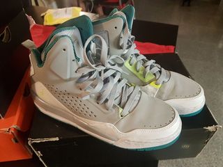 Zapatillas Nike Jordan talla 40. de segunda mano por 60 EUR en Vilassar de  Mar en WALLAPOP