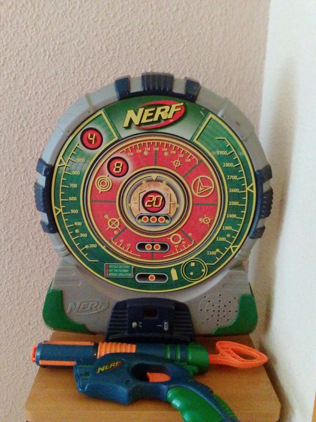 Diana electrónica de juego